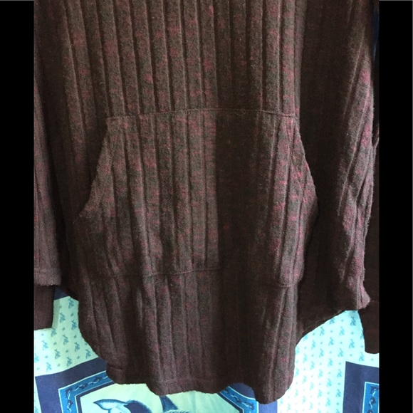 Cabin Fever Hooded Sweater Sz M - Picture 4 of 8